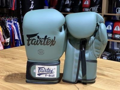 Перчатки боксерские Fairtex F-Day Limited Edition Gloves(Р¤РѕС‚Рѕ 6)