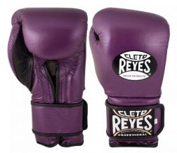 Замовити Боксерские перчатки Cleto Reyes CE612U кожа