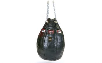 Замовити Груша боксерская Каплевидная набивная подвесная TWINS PPL-BK-S (кожа, d-40см l-65см, черный)