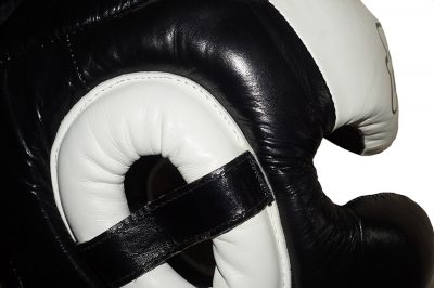 Боксерcкий шлем Fairtex Full Protection HG13 (Black/White)(Р¤РѕС‚Рѕ 5)