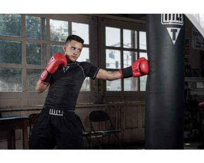Перчатки боксерские TITLE Classic Leather Elastic Training Gloves 2.0 Красный(Р¤РѕС‚Рѕ 4)