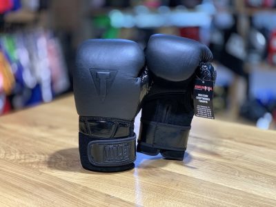 Перчатки боксерские TITLE Black Fierce Training Gloves(Р¤РѕС‚Рѕ 6)