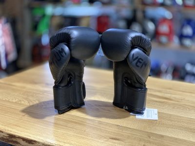 Боксерские перчатки Venum Giant 3.0 Boxing Gloves - Nappa Leather Чёрный(Р¤РѕС‚Рѕ 6)