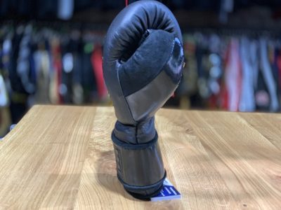 Перчатки боксерские TITLE BLACK Training Gloves 2.0(Р¤РѕС‚Рѕ 3)