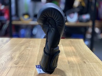 Перчатки боксерские TITLE BLACK Training Gloves 2.0(Р¤РѕС‚Рѕ 4)