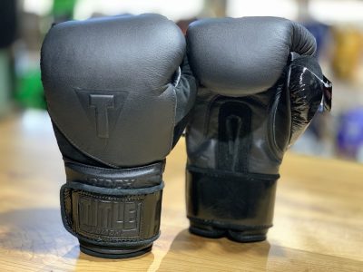 Перчатки боксерские TITLE BLACK Training Gloves 2.0(Р¤РѕС‚Рѕ 7)