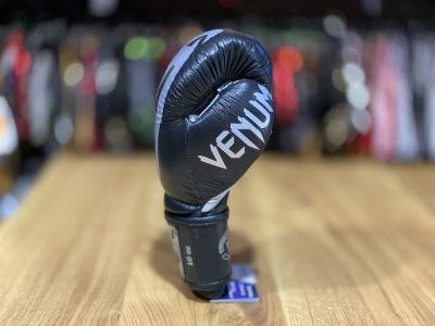 Боксерские перчатки Venum Giant 3.0 Boxing Gloves Черный/Серебро(Р¤РѕС‚Рѕ 5)