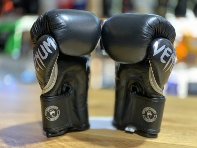 Боксерские перчатки Venum Giant 3.0 Boxing Gloves Черный/Серебро(Р¤РѕС‚Рѕ 9)