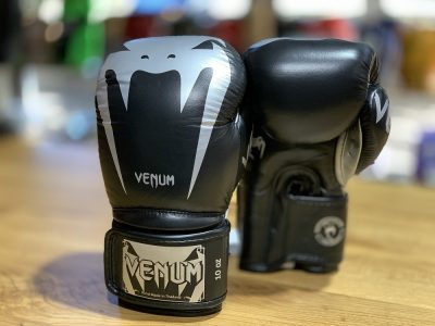 Боксерские перчатки Venum Giant 3.0 Boxing Gloves Черный/Серебро(Р¤РѕС‚Рѕ 10)