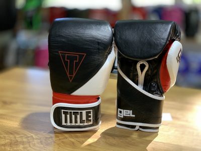 Перчатки боксерские TITLE GEL E-Series Training Gloves Черно/Белый(Р¤РѕС‚Рѕ 6)
