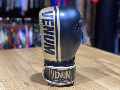 Боксерские перчатки Venum Shield Pro Boxing Gloves Velcro - Черный/Золото(Р¤РѕС‚Рѕ 11)