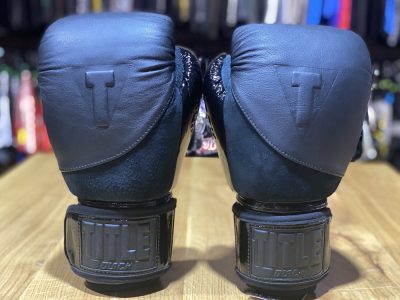 Перчатки боксерские TITLE BLACK Blitz Fit Boxing Gloves(Р¤РѕС‚Рѕ 5)