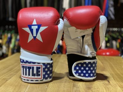 Боксерские перчатки TITLE USA Leather Bag Gloves(Р¤РѕС‚Рѕ 7)