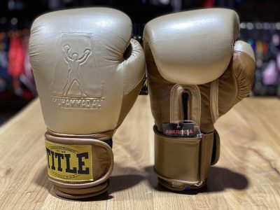 Боксерские перчатки Title ALI Limited Edition Comeback Bag Gloves(Р¤РѕС‚Рѕ 9)