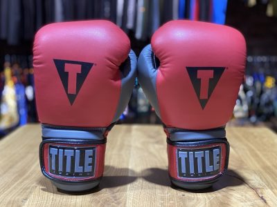 Перчатки боксерские TITLE Memory Foam Tech Training Gloves(Р¤РѕС‚Рѕ 8)