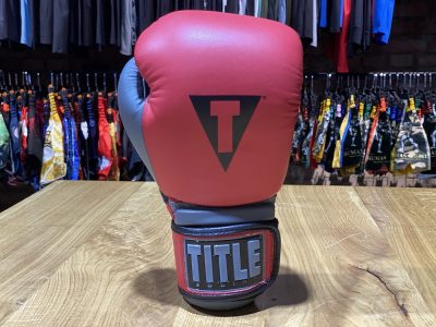 Перчатки боксерские TITLE Memory Foam Tech Training Gloves(Р¤РѕС‚Рѕ 9)