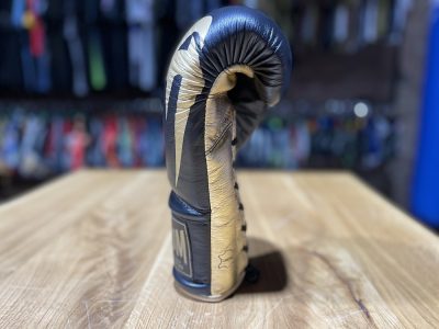 Боксерские перчатки Venum Giant 2.0 Pro Boxing Gloves Черный/Золото(Р¤РѕС‚Рѕ 12)