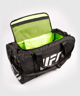 Сумка UFC Venum Authentic Fight Week Gear Bag(Фото 2)