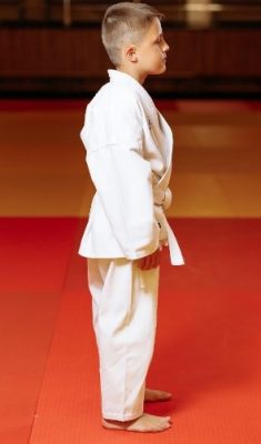 Кимоно для каратэ KINTAYO детское (плотность 240 гр/м.кв., в комплекте: куртка, штаны и пояс)(Р¤РѕС‚Рѕ 2)