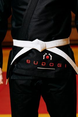 Кимоно для джиу джитсу Buldogi (плотность 450 гр/м.кв., в комплекте: куртка, брюки и пояс) BDG-BJUBL-450(Р¤РѕС‚Рѕ 3)